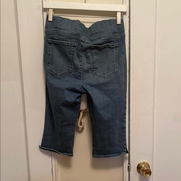 NYDJ Blue Cropped Jeans Straight Leg - Picture 2 of 2